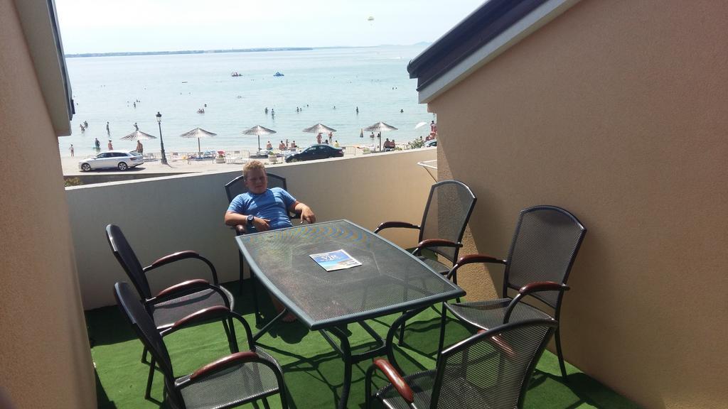 Morska Vila Apartment Vir Dış mekan fotoğraf