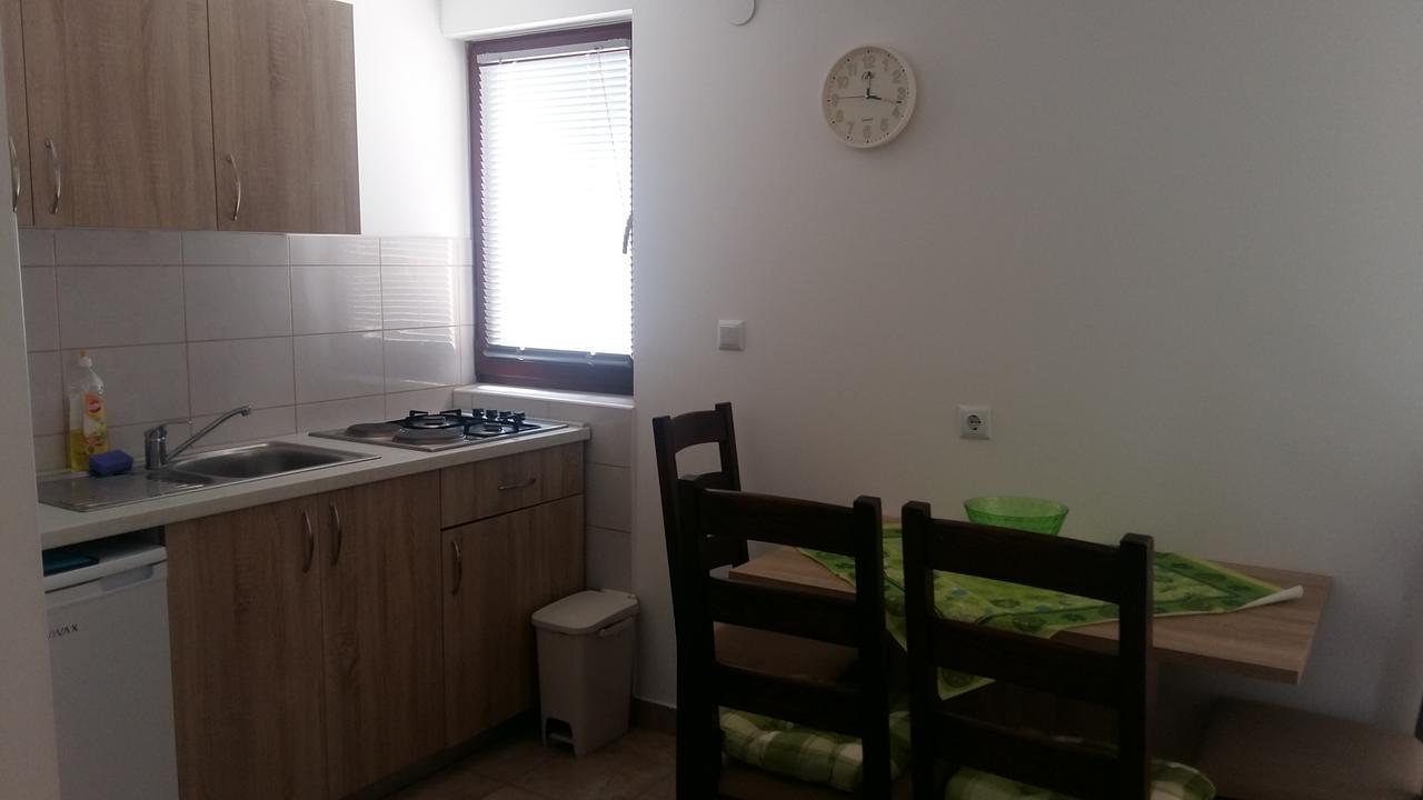 Morska Vila Apartment Vir Dış mekan fotoğraf