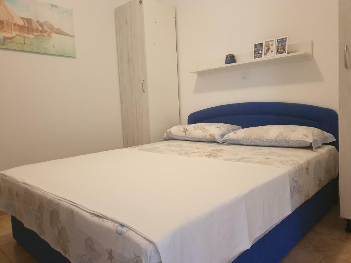 Morska Vila Apartment Vir Dış mekan fotoğraf
